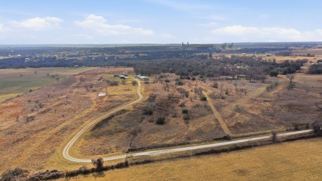 8005 Contrary Creek Road, Granbury, TX 76048