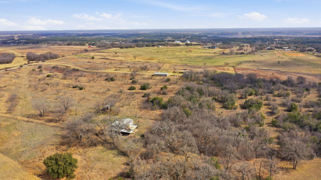 8005 Contrary Creek Road, Granbury, TX 76048