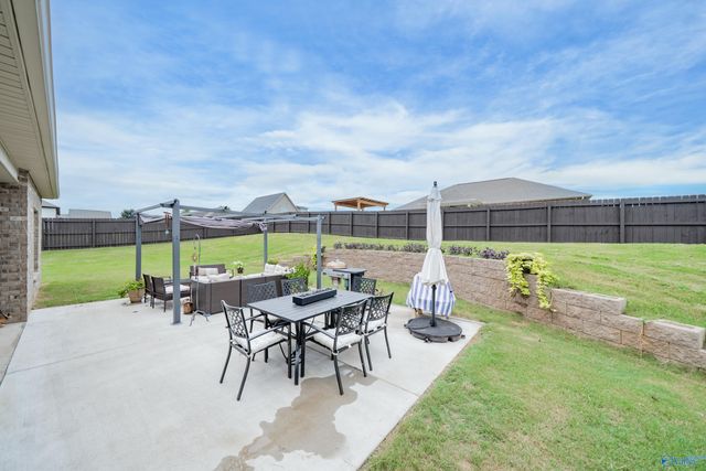 107 Fowler Creek Way, Hazel Green, AL 35750