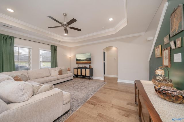 107 Fowler Creek Way, Hazel Green, AL 35750