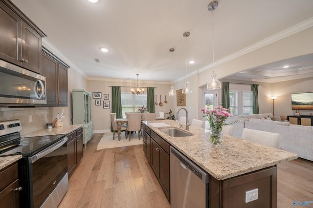 107 Fowler Creek Way, Hazel Green, AL 35750