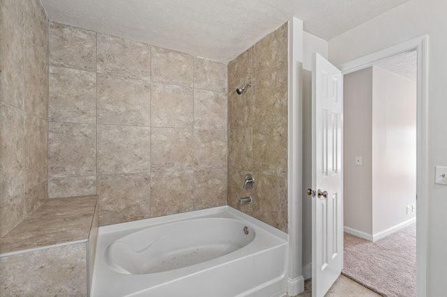 7408 River Park Dr, Nashville, TN 37221