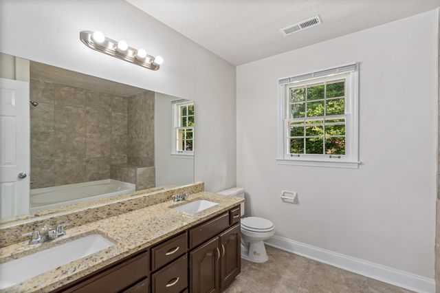 7408 River Park Dr, Nashville, TN 37221