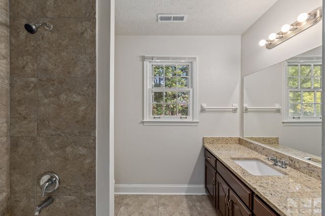 7408 River Park Dr, Nashville, TN 37221