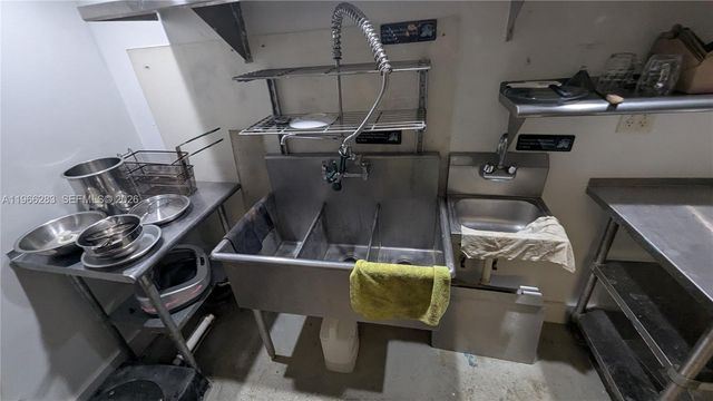 1020 71st St R-106, Miami Beach, FL 33141