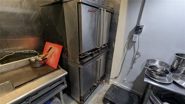 1020 71st St R-106, Miami Beach, FL 33141