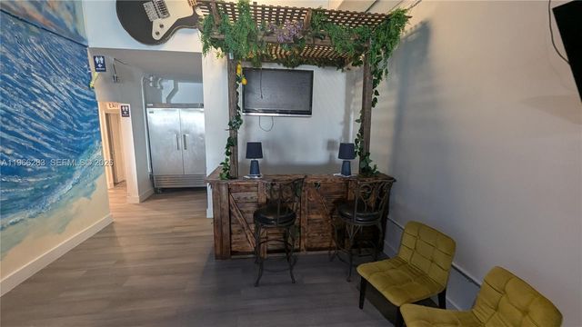 1020 71st St R-106, Miami Beach, FL 33141