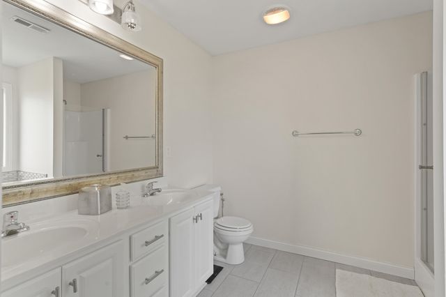 3203 BALLARD MILL DR, Columbia, MO 65203