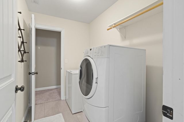 3203 BALLARD MILL DR, Columbia, MO 65203