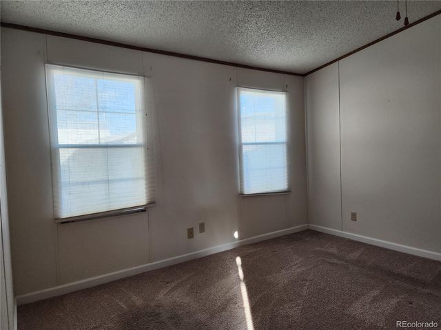 729 17th Avenue, Longmont, CO 80501