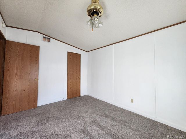 729 17th Avenue, Longmont, CO 80501