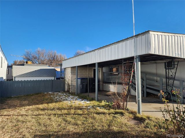 729 17th Avenue, Longmont, CO 80501