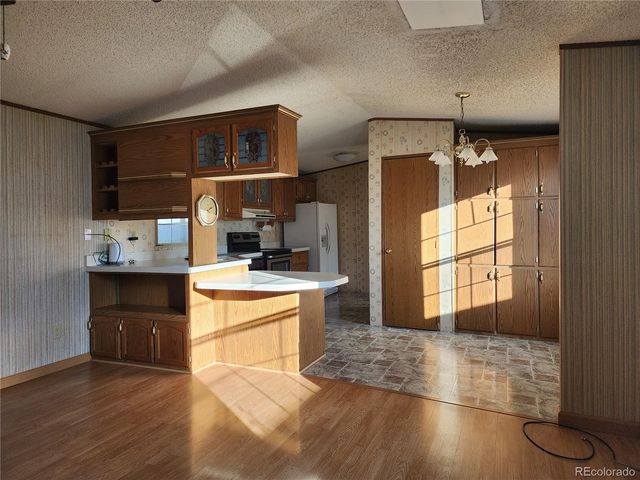 729 17th Avenue, Longmont, CO 80501