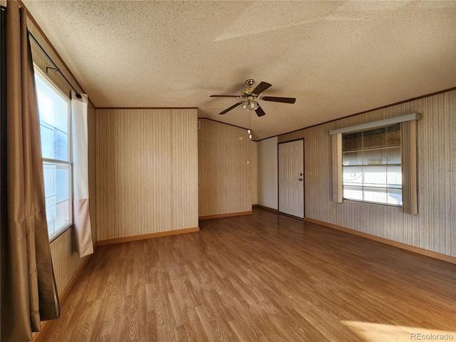 729 17th Avenue, Longmont, CO 80501