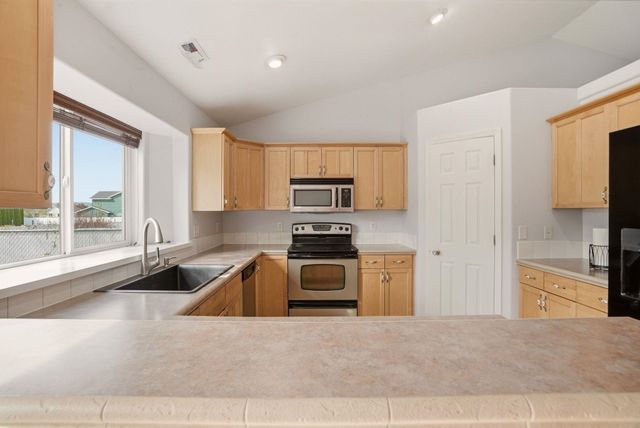 1605 N Tschirley Ln, Spokane Valley, WA 99016