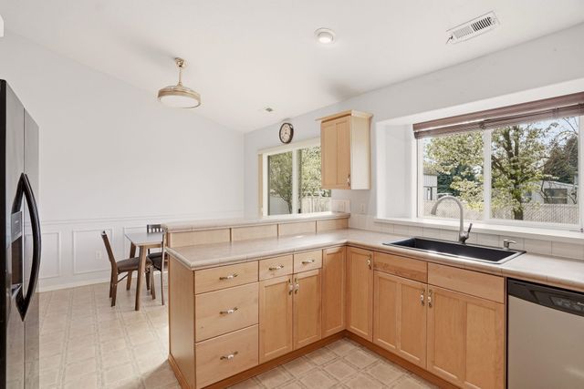 1605 N Tschirley Ln, Spokane Valley, WA 99016