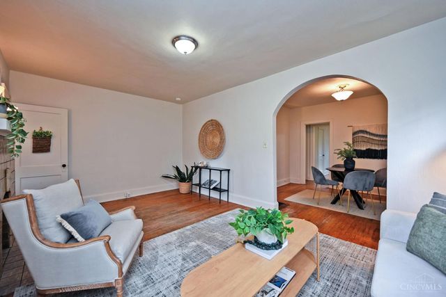 1134 Fairbanks Avenue, Cincinnati, OH 45205