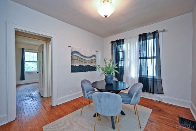 1134 Fairbanks Avenue, Cincinnati, OH 45205