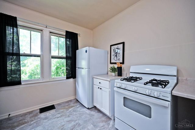 1134 Fairbanks Avenue, Cincinnati, OH 45205