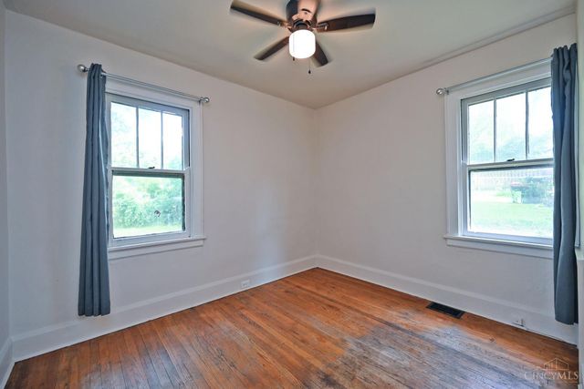 1134 Fairbanks Avenue, Cincinnati, OH 45205
