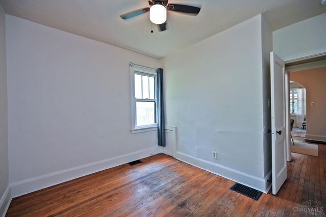 1134 Fairbanks Avenue, Cincinnati, OH 45205