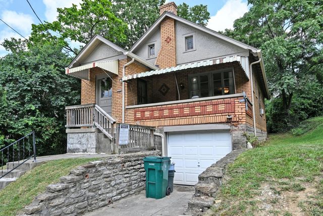 1134 Fairbanks Avenue, Cincinnati, OH 45205