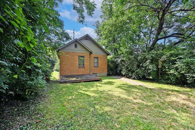 1134 Fairbanks Avenue, Cincinnati, OH 45205