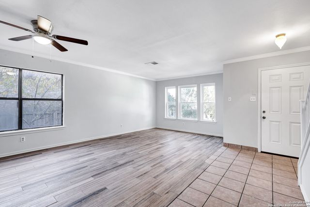 8047 Cantura Mills, Converse, TX 78109