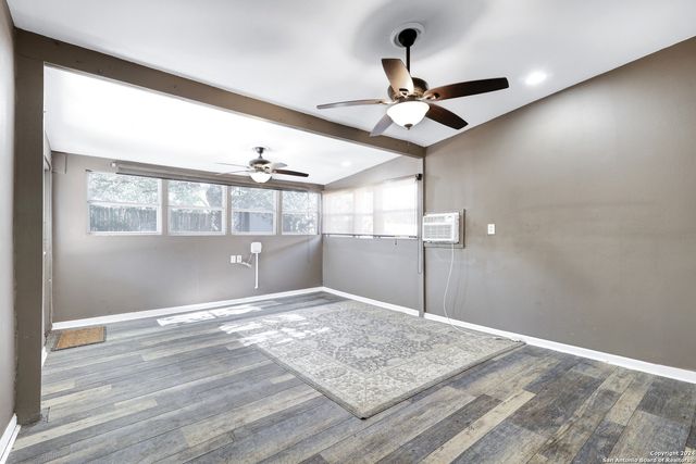 8047 Cantura Mills, Converse, TX 78109