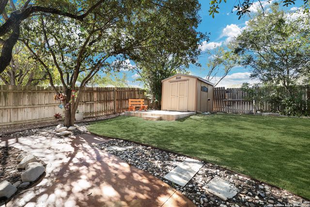 8047 Cantura Mills, Converse, TX 78109