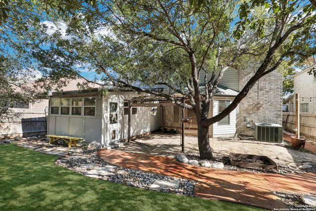 8047 Cantura Mills, Converse, TX 78109