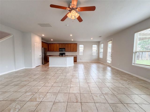 4022 Lake Cypress Circle, Houston, TX 77068