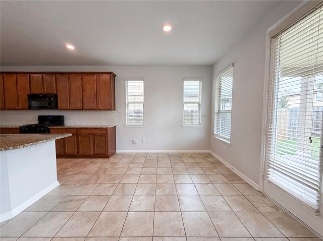 4022 Lake Cypress Circle, Houston, TX 77068