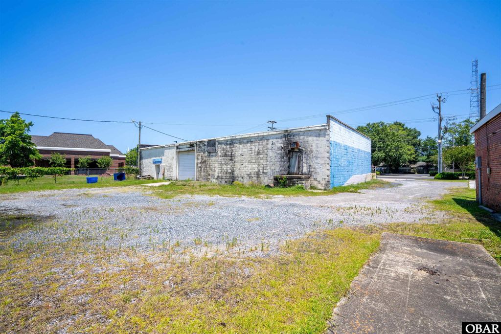 Image 5 of property listing at 312 N Highway 64 Lot None, Manteo, NC 27954