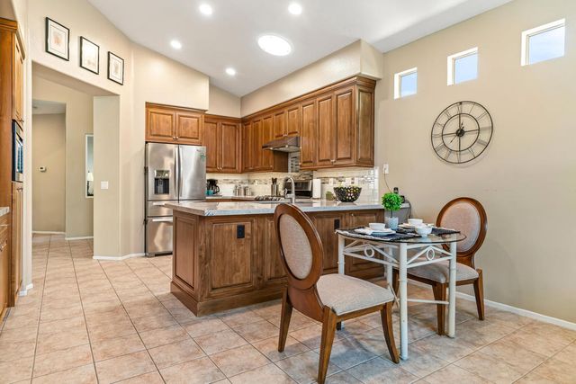 42240 Sari Court, Palm Desert, CA 92211