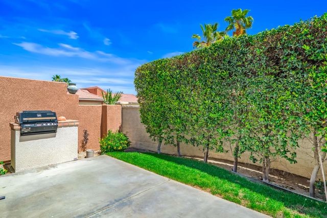 42240 Sari Court, Palm Desert, CA 92211