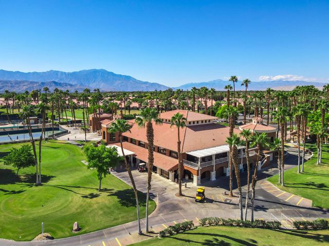 42240 Sari Court, Palm Desert, CA 92211