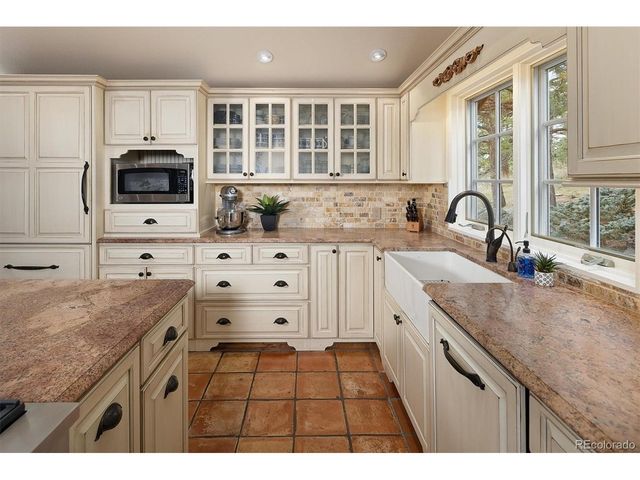 1952 Montane Dr, Golden, CO 80401