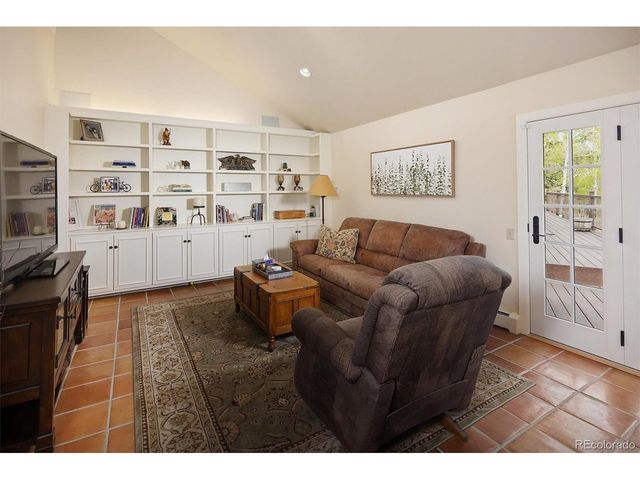 1952 Montane Dr, Golden, CO 80401