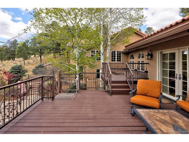 1952 Montane Dr, Golden, CO 80401