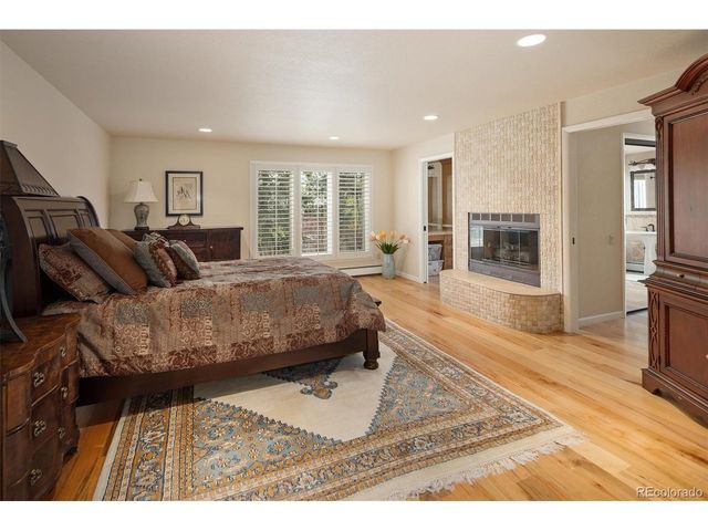 1952 Montane Dr, Golden, CO 80401