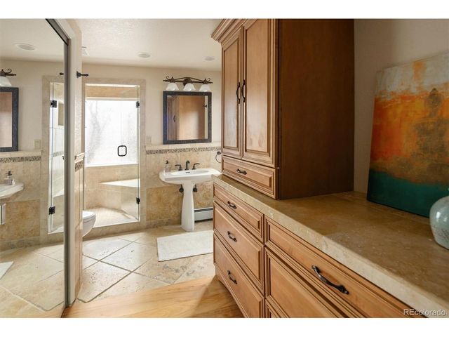 1952 Montane Dr, Golden, CO 80401