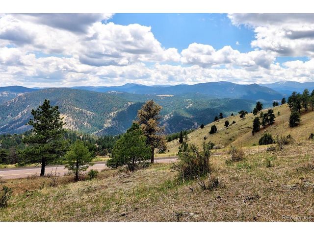 1952 Montane Dr, Golden, CO 80401
