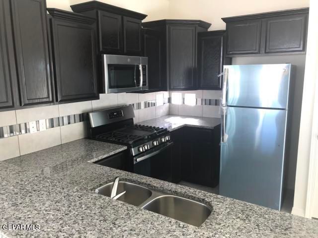 809 CHILLINGTON Road, Horizon City, TX 79928