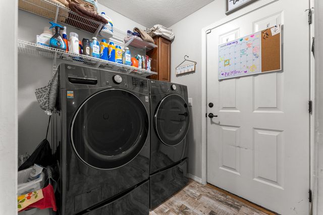 849 S Cobble Creek Boulevard, Nixa, MO 65714