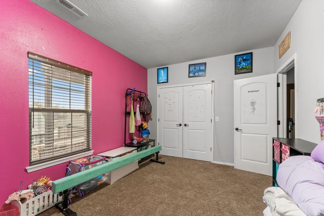 849 S Cobble Creek Boulevard, Nixa, MO 65714