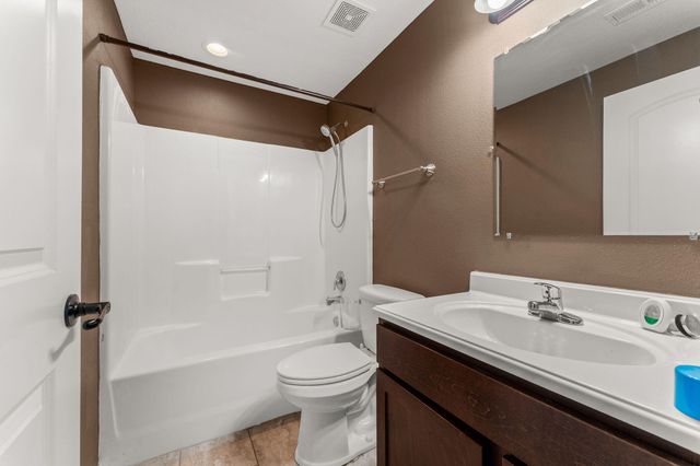 849 S Cobble Creek Boulevard, Nixa, MO 65714