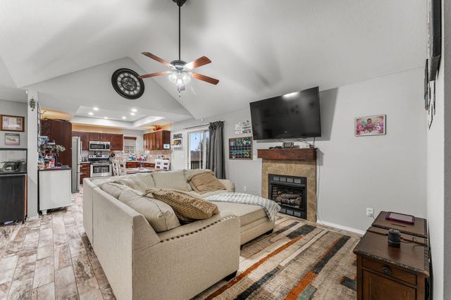 849 S Cobble Creek Boulevard, Nixa, MO 65714