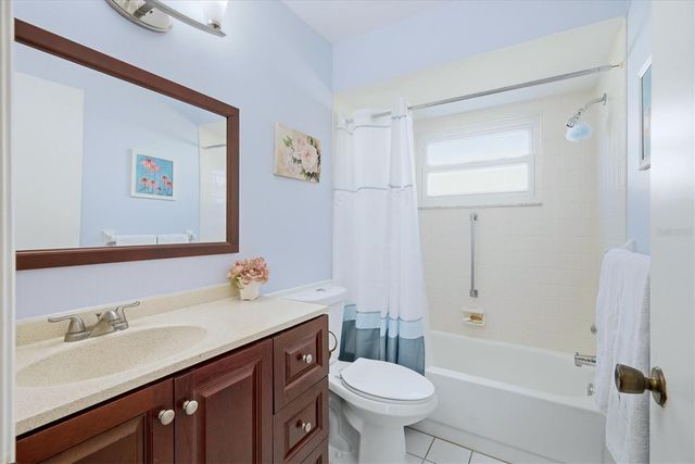 4140 OAKHURST CIRCLE W 3166, Sarasota, FL 34233