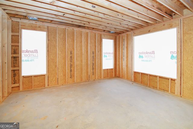 123 Duck Walk Way, Hogansville, GA 30230